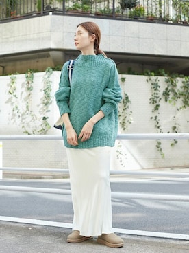 ミックスヤーンプルオーバーを使った人気ファッションコーディネート