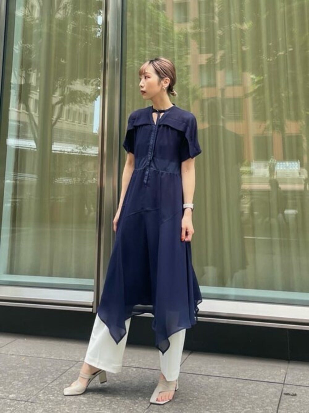 UNITED TOKYO（ユナイテッドトウキョウ）の「シアーネックベルト