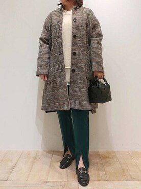 「スリットパンツ」｜「アイテム（ダウンジャケット/コート）」を使った、koeさん（レディース・160cm）の秋コーディネート