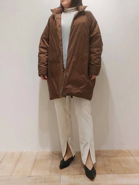 「スリットパンツ」｜「アイテム（ダウンジャケット/コート）」を使った、koeさん（レディース・160cm）の冬コーディネート