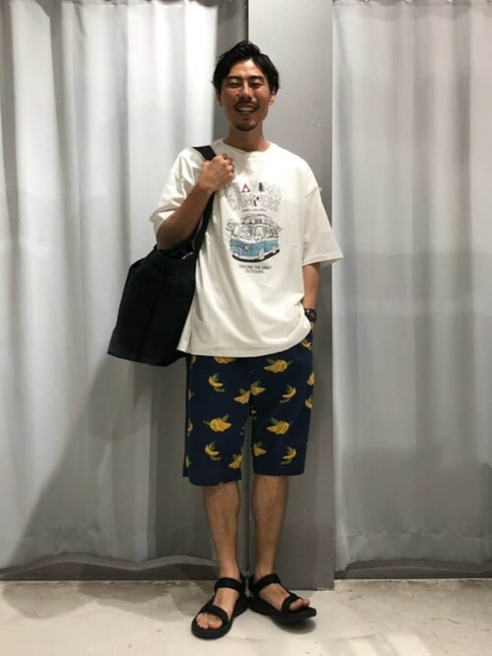 「CRAFT STANDARD BOUTIQUE、クラフトスタンダードブティック、craftstandardboutique」｜「CRAFT STANDARD BOUTIQUEのURANIWA HOME CAMP CREW TEE　◆（Tシャツ/カットソー、ホワイト系）」を使った、Online Storeさん（メンズ・175cm）の夏コーディネートの1枚目の写真