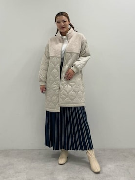 「アイテム（その他アウター、ホワイト系）」を使った、Online Storeさん（レディース・171cm）の秋コーディネート