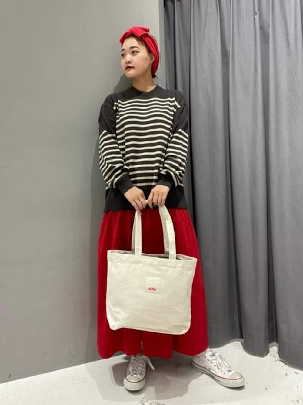 「CRAFT STANDARD BOUTIQUE、クラフトスタンダードブティック、craftstandardboutique」｜「CRAFT STANDARD BOUTIQUEの【男女兼用】60/2ボーダーニット（ニット/セーター、グレー系）」を使った、Online Storeさん（レディース・171cm）の秋コーディネートの1枚目の写真