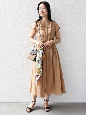 「シップス フォー ウィメン(SHIPS for women)」｜「アイテム（財布/小物）」を使った、FUJITAさん（レディース・159cm）の春コーディネート