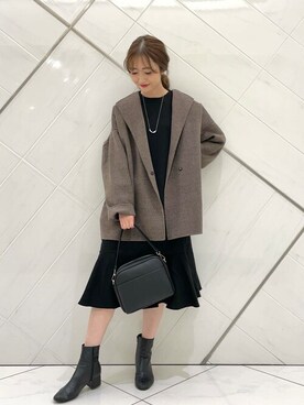 「URBAN RESEARCH ROSSO」｜「アイテム（その他アウター）」を使った、ROSSO WOMENさん（レディース・158cm）の秋コーディネート