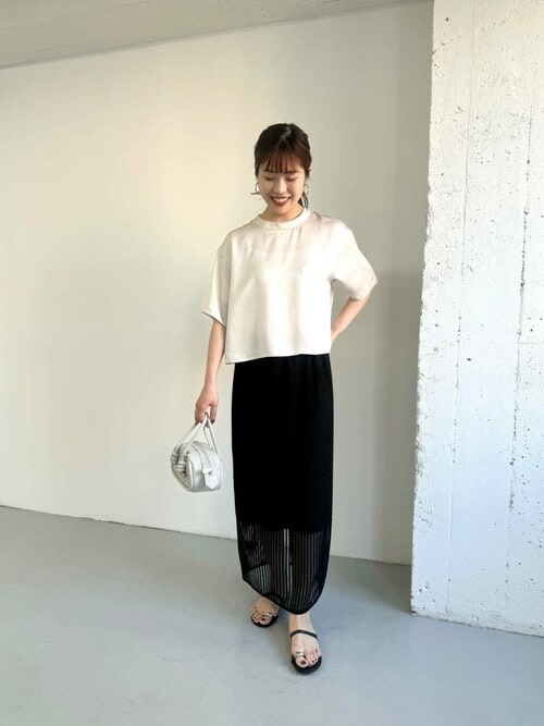 ARCHIVIO メッシュ長袖トップスとスカートのセットアップ ARCHIVIO メッシュ長袖トップスとスカートのセットアップ