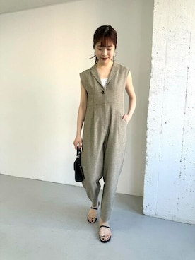 「URBAN RESEARCH ROSSO」｜「アイテム（オールインワン・サロペット）」を使った、ROSSO WOMENさん（レディース・163cm）の春コーディネート