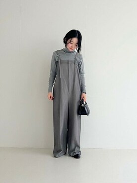 「URBAN RESEARCH ROSSO」｜「アイテム（オールインワン・サロペット）」を使った、ROSSO WOMENさん（レディース・153cm）の秋コーディネート