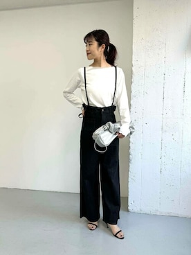 「スカラップ」｜「アイテム（パンツ）」を使った、ROSSO WOMENさん（レディース・163cm）の秋コーディネート