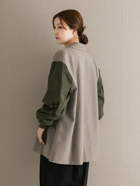 「URBAN RESEARCH ROSSO」｜「アイテム（その他アウター）」を使った、ROSSO WOMENさん（レディース・162cm）の秋コーディネート