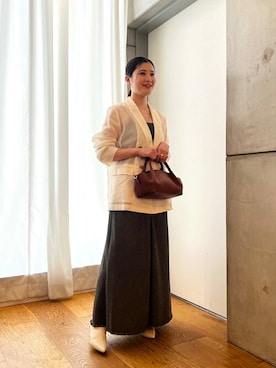 「URBAN RESEARCH ROSSO」｜「アイテム（その他アウター）」を使った、ROSSO WOMENさん（レディース・157cm）の秋コーディネート