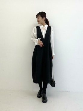 「アーバンリサーチ」｜「アイテム（ジャンパースカート）」を使った、ROSSO WOMENさん（レディース・163cm）の秋コーディネート