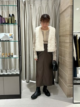「URBAN RESEARCH ROSSO」｜「アイテム（その他アウター）」を使った、ROSSO WOMENさん（レディース・159cm）の秋コーディネート