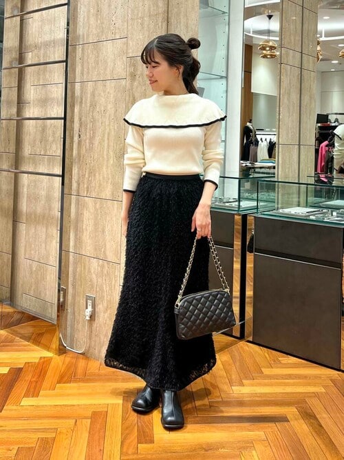 美品アーバンリサーチロッソROSSO黒サーマルクルーネックプルオーバー エフバイ セール】2wayネックバイカラーケープニット（ニット/セーター