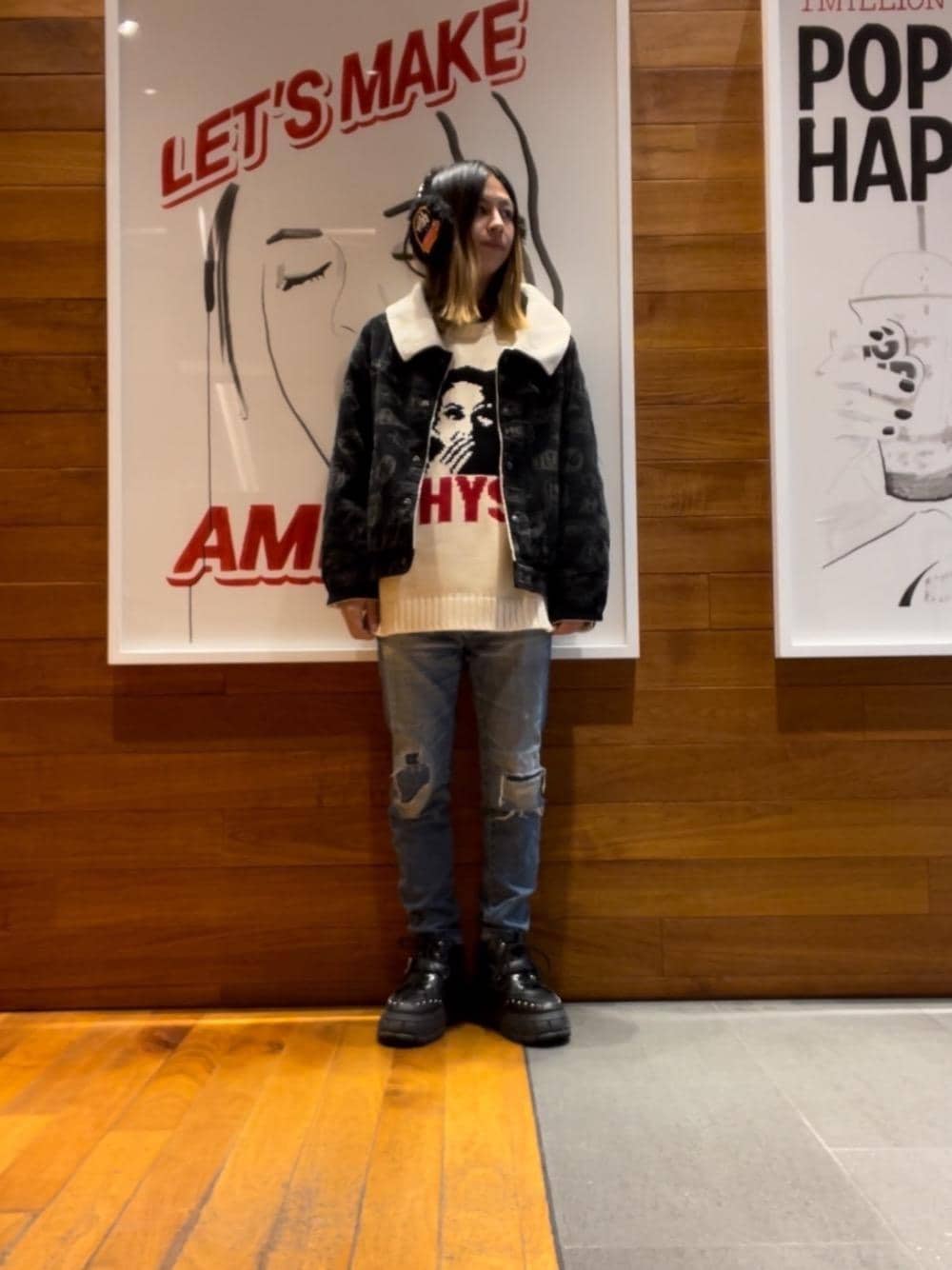 「ストリート、シンプルコーデ、ヒステリックグラマー、秋コーデ、HYSTERICS、HYSTERIC GLAMOUR」｜「HYSTERIC GLAMOURのSPEAK NO EVIL編込 セーター（ニット/セーター、ホワイト系）」を使った、hyscocco43さん（メンズ・165cm）の秋コーディネートの1枚目の写真