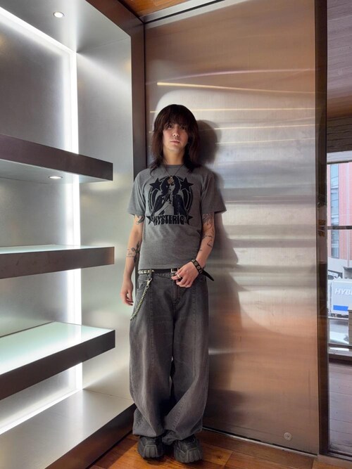 HYSTERIC GLAMOUR ダークグレー ストライプデザイン デニムパンツ HYSTERIC GLAMOUR（ヒステリックグラマー） ワイドパンツ ジーンズ