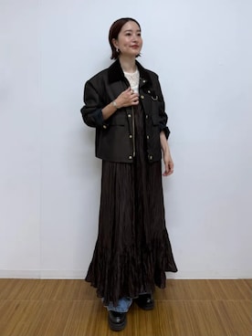 「SHIPS（シップス）のアイテム（Tシャツ/カットソー）」を使った、堀江さん（レディース・160cm）の秋コーディネート