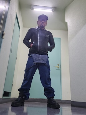 「666（シックスシックスシックス）のアイテム」を使った、keisukeさん（メンズ・170cm）の冬コーディネート