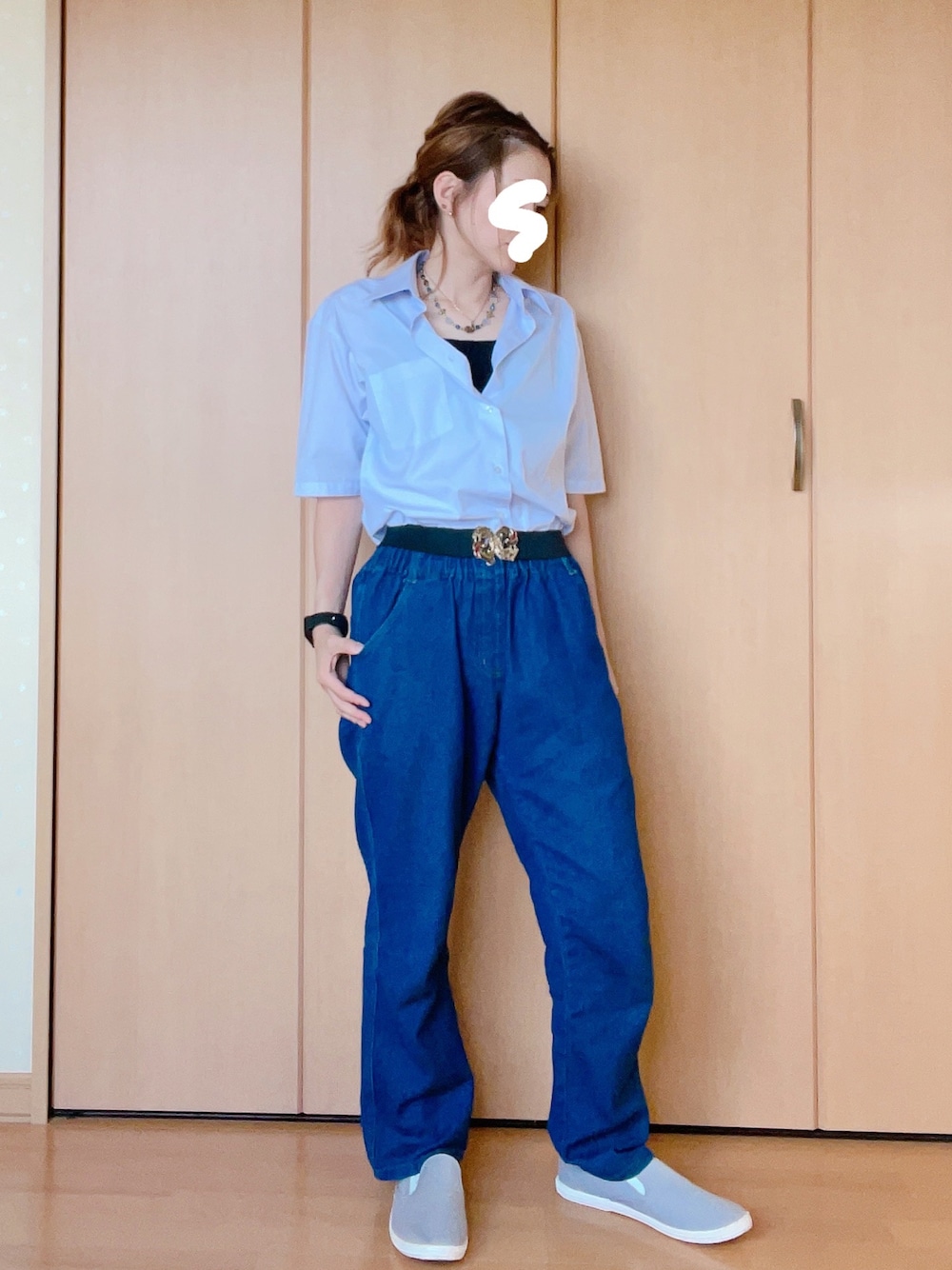 「ベルト見せ、古着屋、シャツスタイル」｜「古着屋のアイテム（ベルト、ブラック系）」を使った、*.⌘めんこ⌘.*さん（レディース・157cm）の秋コーディネートの1枚目の写真