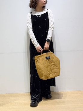 「アイテム（デジタル腕時計）」を使った、oisoさん（レディース・153cm）の秋コーディネート