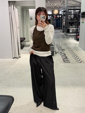 「COLONY 2139（コロニートゥーワンスリーナイン）のアイテム（トップス）」を使った、miokoさん（レディース・158cm）の秋コーディネート