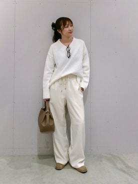 「アイテム（シュシュ）」を使った、miokoさん（レディース・158cm）の冬コーディネート