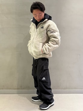 「アイテム（カーゴパンツ）」を使った、KRさん（メンズ・163cm）の秋コーディネート