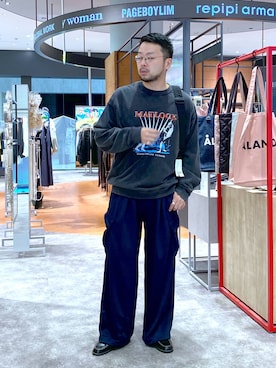 「natural by clip_studio CLIP」｜「アイテム（スウェット）」を使った、じゃぱあきさん（メンズ・173cm）の秋コーディネート