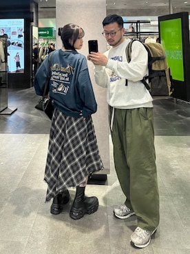 「アイテム（スカート）」を使った、じゃぱあきさん（メンズ・173cm）の秋コーディネート