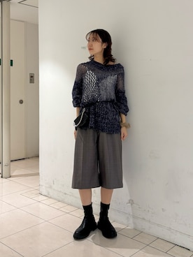 「アイテム（財布）」を使った、ひらのさん（レディース・166cm）の秋コーディネート