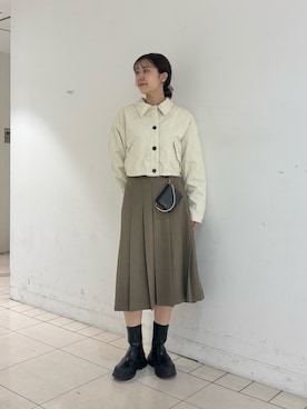 「アイテム（財布）」を使った、ひらのさん（レディース・167cm）の秋コーディネート