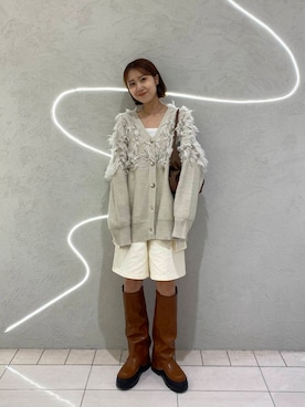 「KBF（ケイビーエフ）のカバーデザインロングブーツ（ブーツ）」を使った、ひらのさん（レディース・166cm）の秋コーディネート