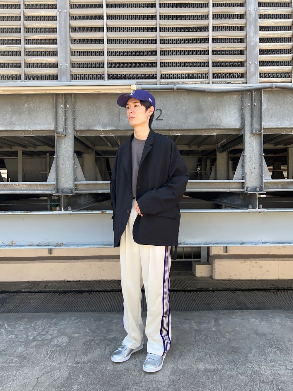 「ニードルス、アントレース、アーバンリサーチ、アーバンリサーチID、春夏コーデ、キャップ」｜「NEW ERAの『別注』New Era×URBAN RESEARCH　940CS（キャップ、パープル系）」を使った、yusakuさん（メンズ・170cm）の春コーディネートの1枚目の写真