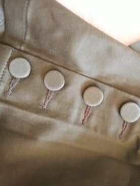 「abcd（ナシ）のアイテム（パンツ）」を使った、mmhさん（レディース・157cm）の春コーディネート