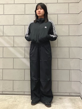 「adidas（アディダス）のアイテム（その他アウター）」を使った、SAさん（レディース・160cm）の冬コーディネート