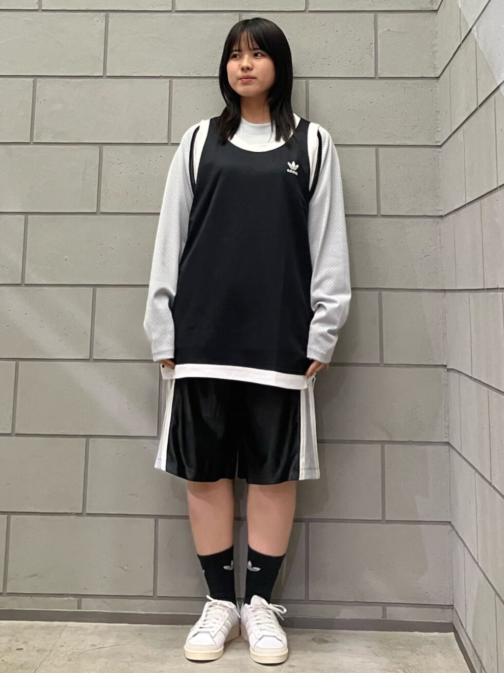 ★adidas originals★W ATLANTA CUTLINE ショートパンツ★追跡可 1747876052_1000.jpg