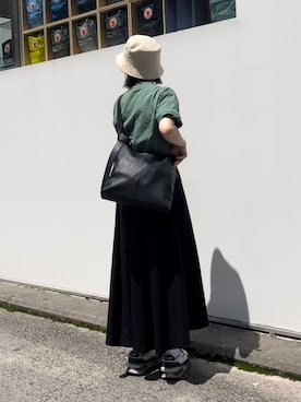 「カラーTシャツ」｜「アイテム（帽子）」を使った、n m kさん（レディース・158cm）の夏コーディネート