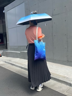 「アイテム（折りたたみ傘）」を使った、n m kさん（レディース・158cm）の夏コーディネート