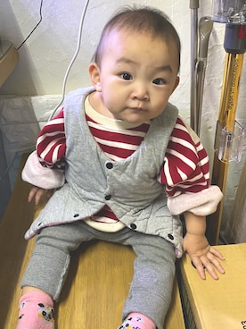 「lativ（ラティーヴ）のアイテム（パンツ）」を使った、Lesleyさん（キッズ・80cm）の冬コーディネート