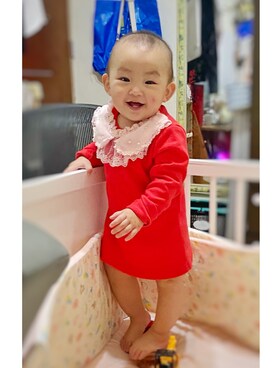 「red」｜「アイテム（ワンピース/ドレス）」を使った、Lesleyさん（キッズ・80cm）の秋コーディネート
