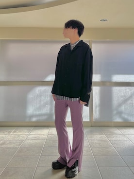 「Adoon plain（アドーンプレーン）のアイテム（スラックス）」を使った、きいろさん（メンズ・173cm）の秋コーディネート