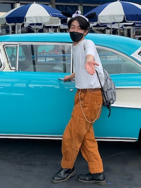 「UNIQLO（ユニクロ）のアイテム（Tシャツ/カットソー、ホワイト系）」を使った、しんぺいさん（メンズ・167cm）の秋コーディネート