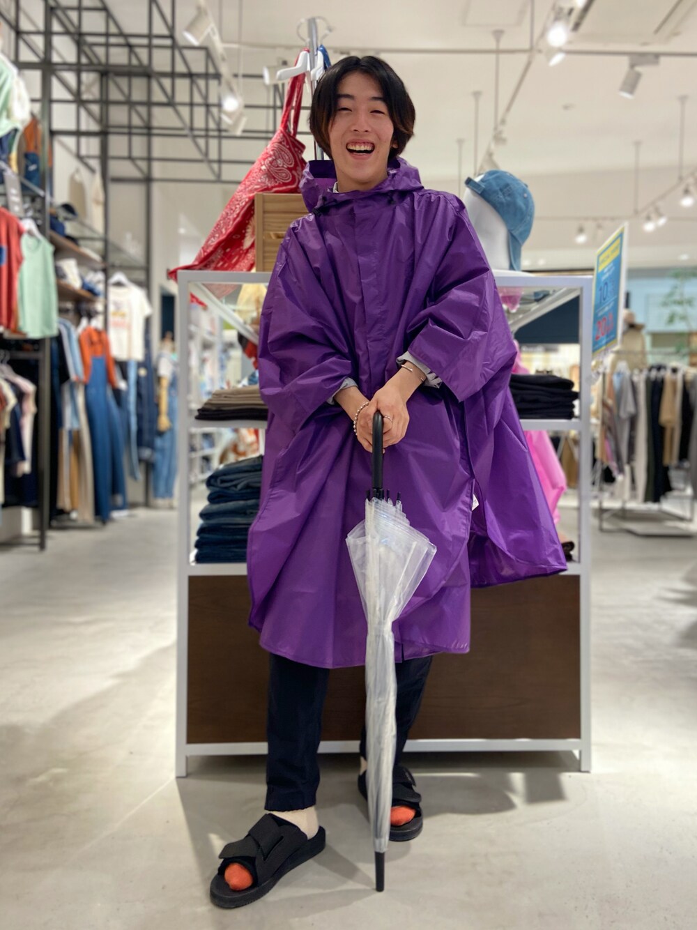 「Leeのアイテム（その他、パープル系）」を使った、しんぺいさん（メンズ・167cm）の秋コーディネートの1枚目の写真
