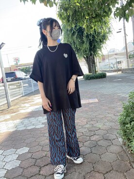 「apres jour mignon（アプレジュールミニョン）のロゴBIGスリットTシャツ【ZOZOTOWN限定アイテム】（Tシャツ/カットソー、ブラック系）」を使った、MISAKIさん（レディース・160cm）の夏コーディネート