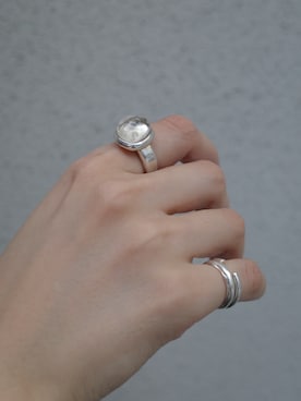 「TEN.（テン）のSILVER925 グラストウリング（リング、シルバー系）」を使った、tomiさん（レディース・165cm）の夏コーディネート