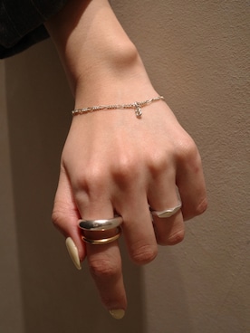 「TEN.（テン）のアイテム（アクセサリー）」を使った、tomiさん（レディース・165cm）の春コーディネート