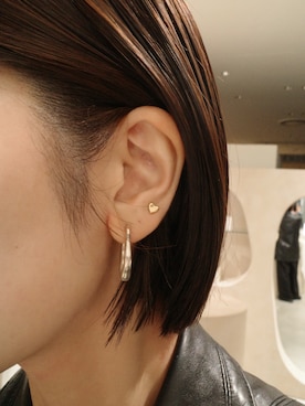 「アイテム（ピアス（両耳用））」を使った、tomiさん（レディース・165cm）の秋コーディネート