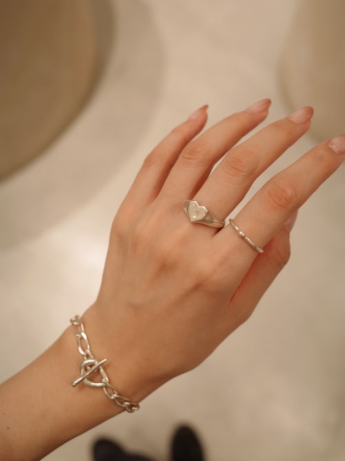 TEN. ブレスレット シルバー ムードフープ 箱、ポーチ、正規品証明書付き TEN. ブレスレット シルバー ムードフープ 箱、ポーチ、正規品証明書付き