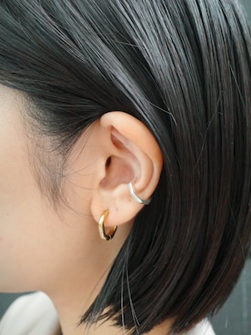 「アイテム（イヤーカフ）」を使った、tomiさん（レディース・165cm）の秋コーディネート