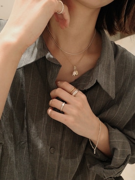 「TEN.（テン）のアイテム（アクセサリー）」を使った、tomiさん（レディース・165cm）の春コーディネート